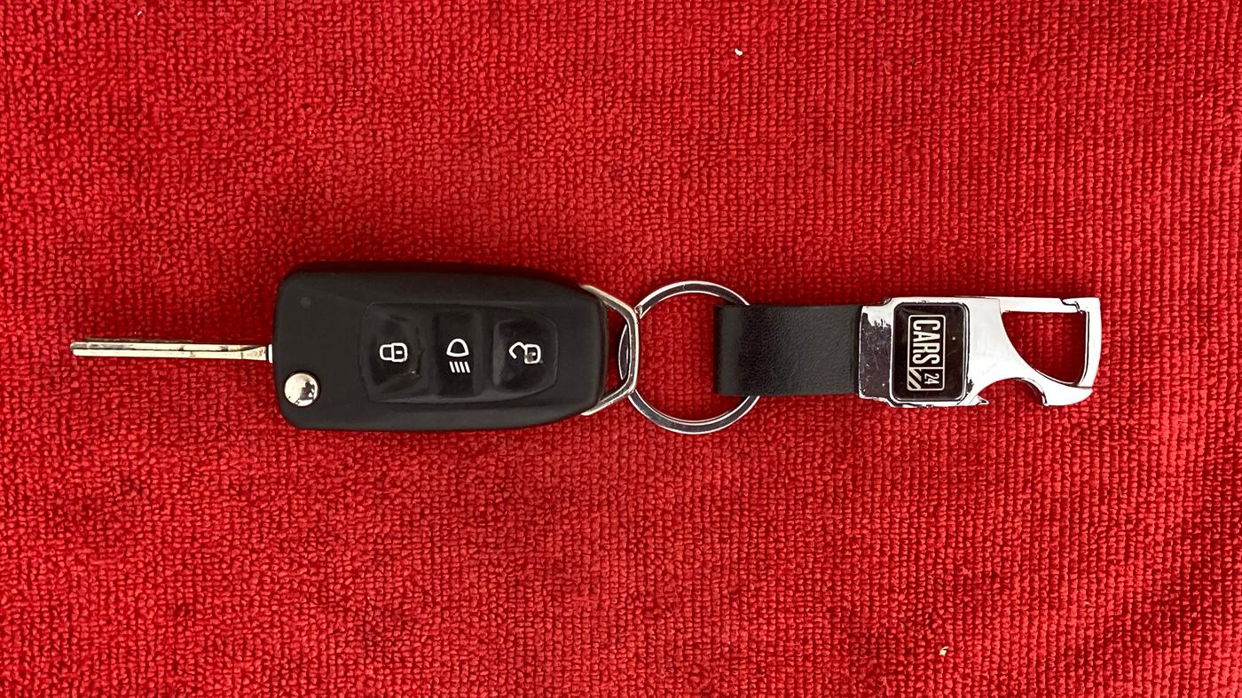2021 Tata Safari XMA, Diesel, Automatic, 61,543 km, Key Close Up