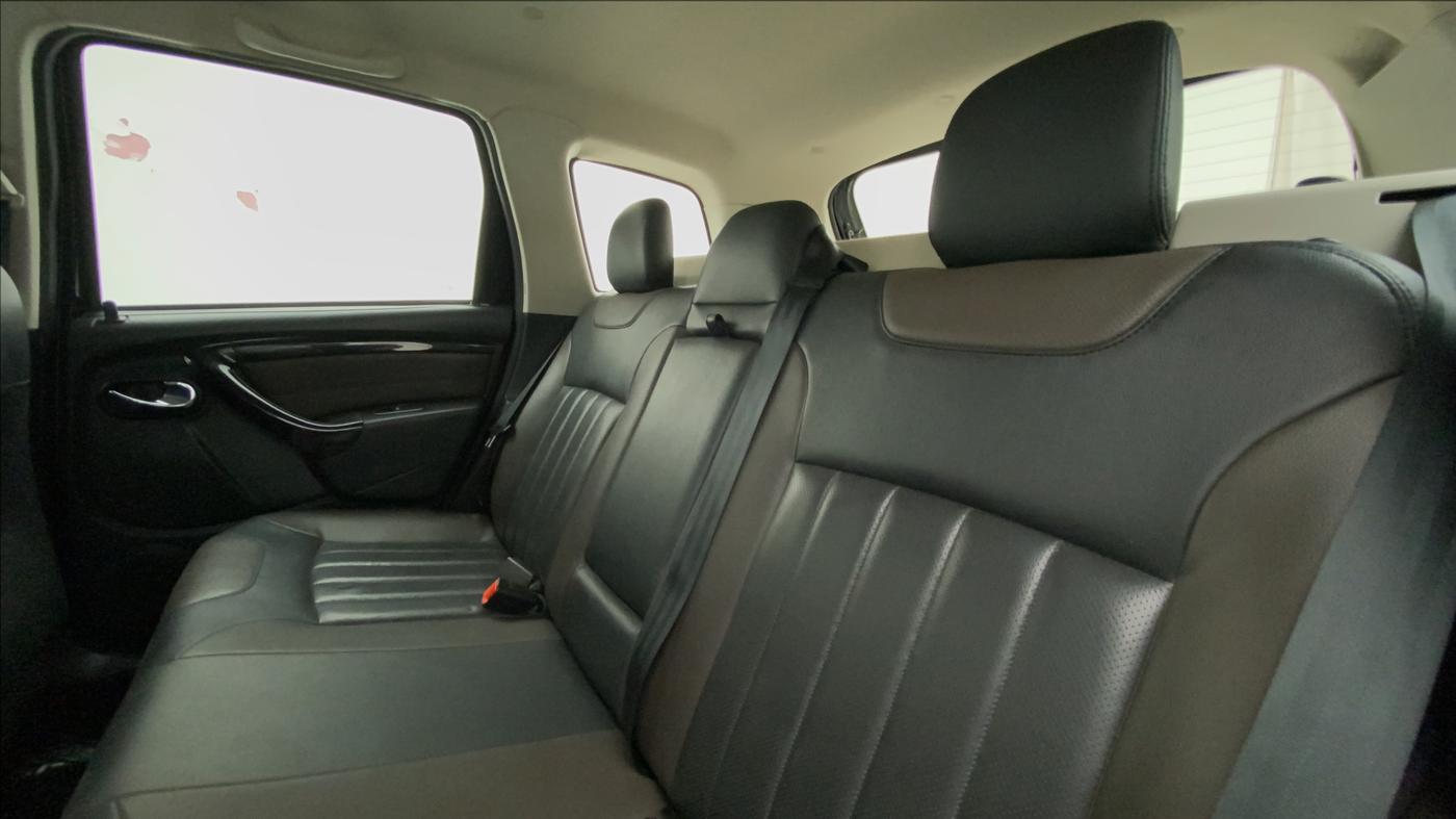 2017 Nissan Terrano XV PREMIUM 110 PS AMT DEISEL, Diesel, Automatic, 51,010 km, Right Side Rear Door Cabin