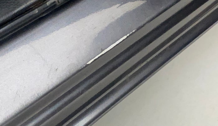2017 Maruti Swift VDI ABS, Diesel, Manual, 49,691 km, Right running board - Minor scratches