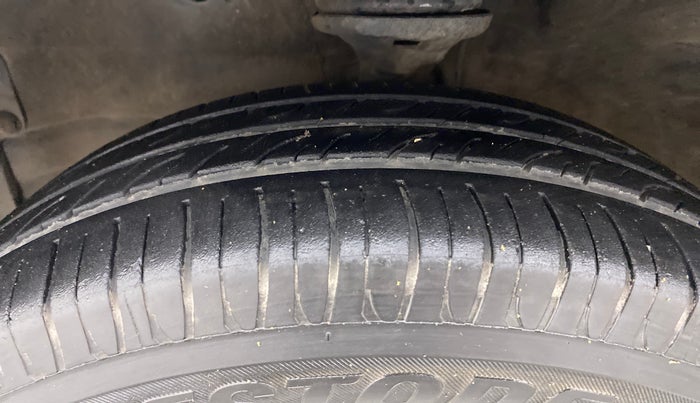 2015 Maruti Wagon R 1.0 VXI, Petrol, Manual, 55,353 km, Left Front Tyre Tread