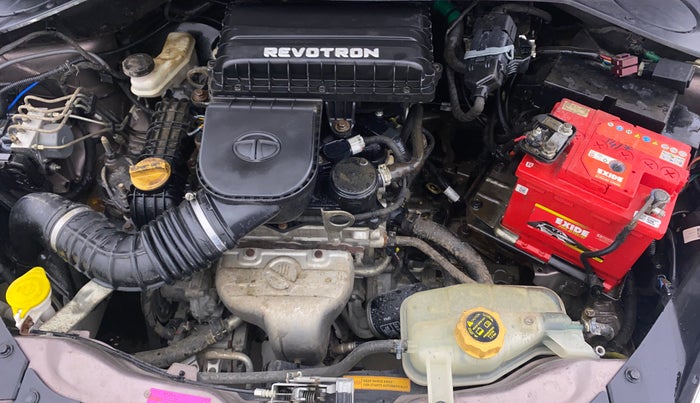 2016 Tata Tiago XZ PETROL, Petrol, Manual, 31,225 km, Engine View