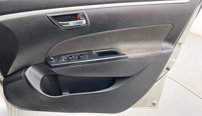 2017 Maruti Swift VDI (O), Diesel, Manual, 76,812 km, Driver Side Door Panels Control