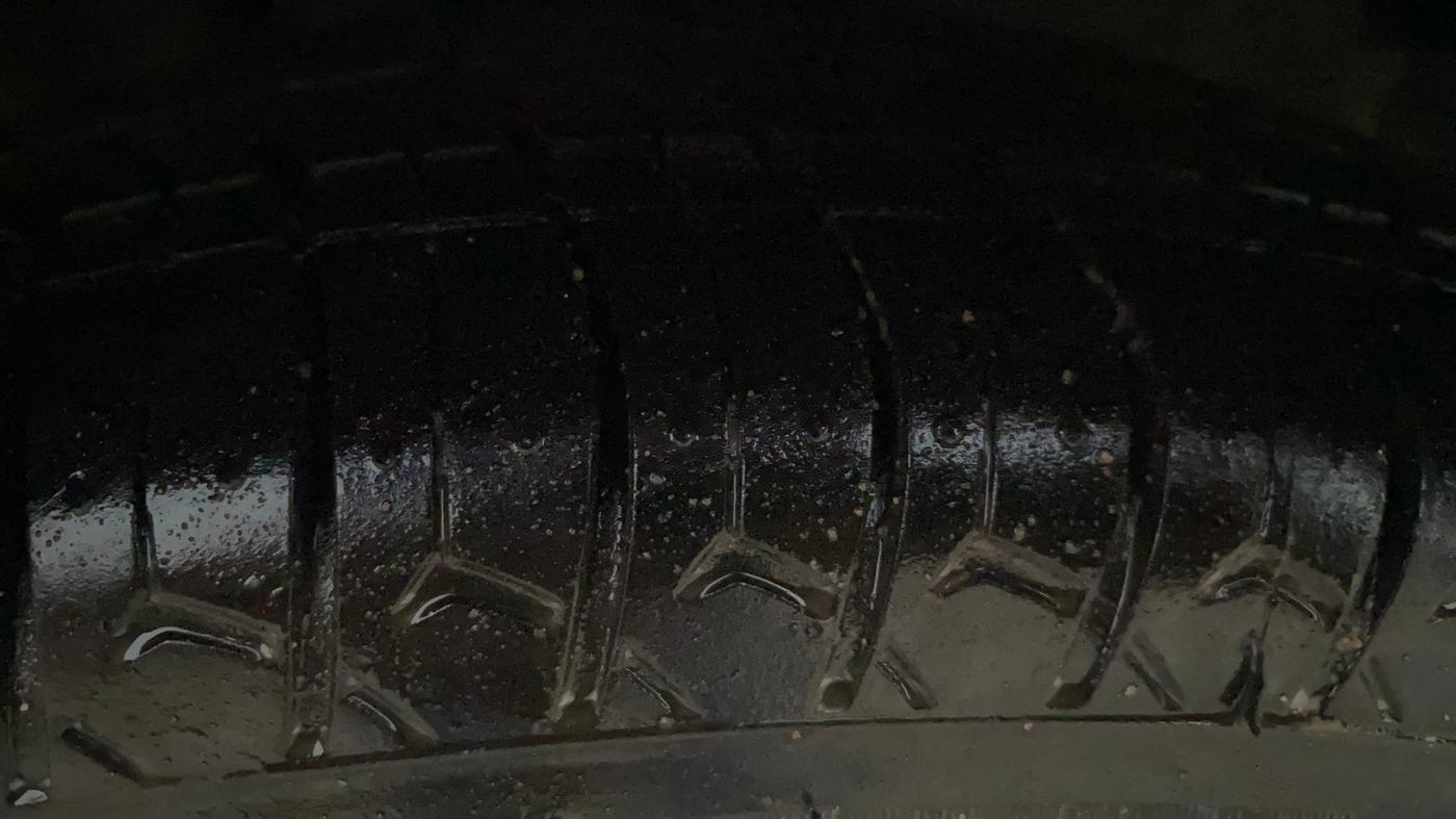 2016 Hyundai i10 SPORTZ 1.1, Petrol, Manual, 41,115 km, Right Front Tyre Tread