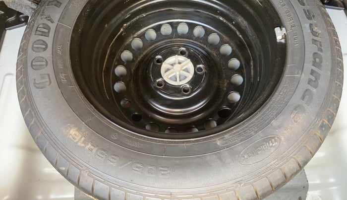 2019 KIA SELTOS HTX 1.5 PETROL, Petrol, Manual, 55,988 km, Spare Tyre