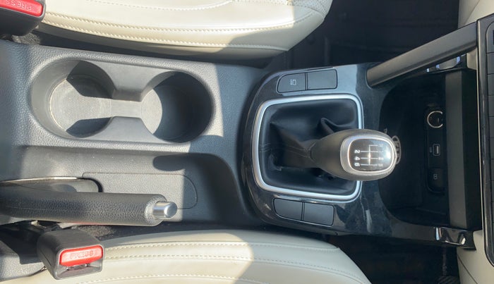 2019 KIA SELTOS HTX 1.5 PETROL, Petrol, Manual, 55,988 km, Gear Lever