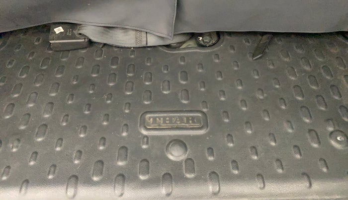 2021 Mahindra Thar LX PETROL HT 4WD AT, Petrol, Automatic, 26,348 km, Boot Inside