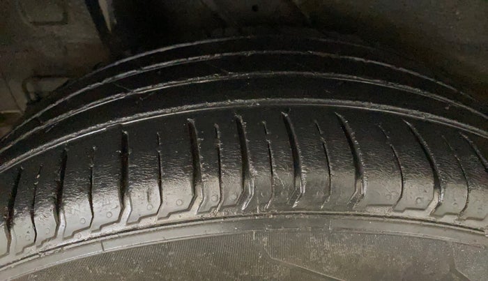 2019 Hyundai VENUE SX PLUS 1.0 TURBO DCT, Petrol, Automatic, 35,463 km, Right Rear Tyre Tread