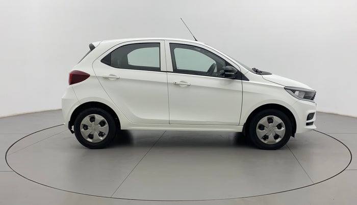 2022 Tata Tiago XT PETROL, Petrol, Manual, 10,806 km, Right Side View