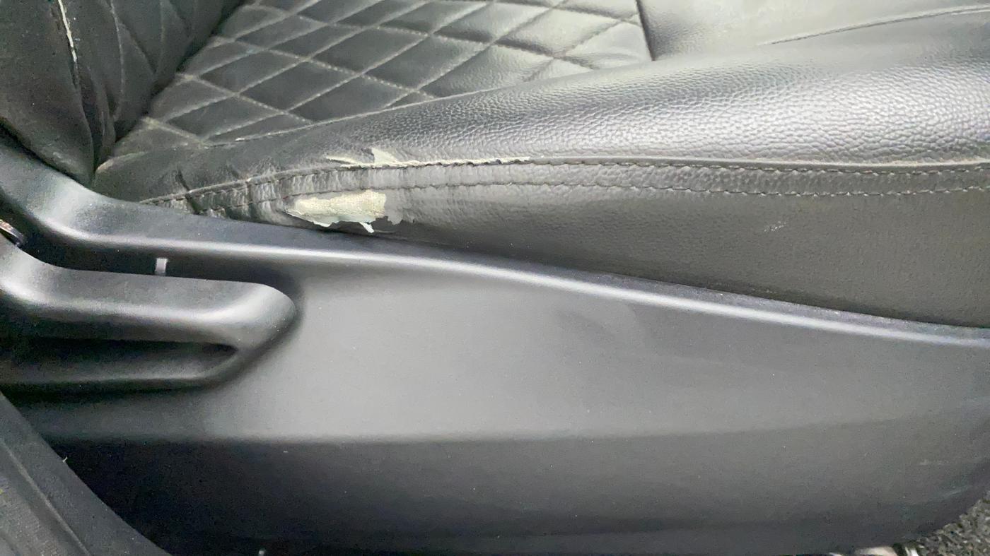 2022 Tata Tiago XT PETROL, Petrol, Manual, 10,806 km, Driver Side Adjustment Panel