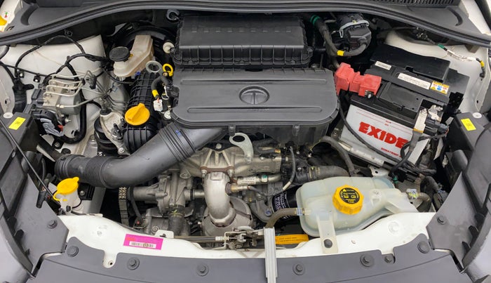 2022 Tata Tiago XT PETROL, Petrol, Manual, 10,806 km, Open Bonet
