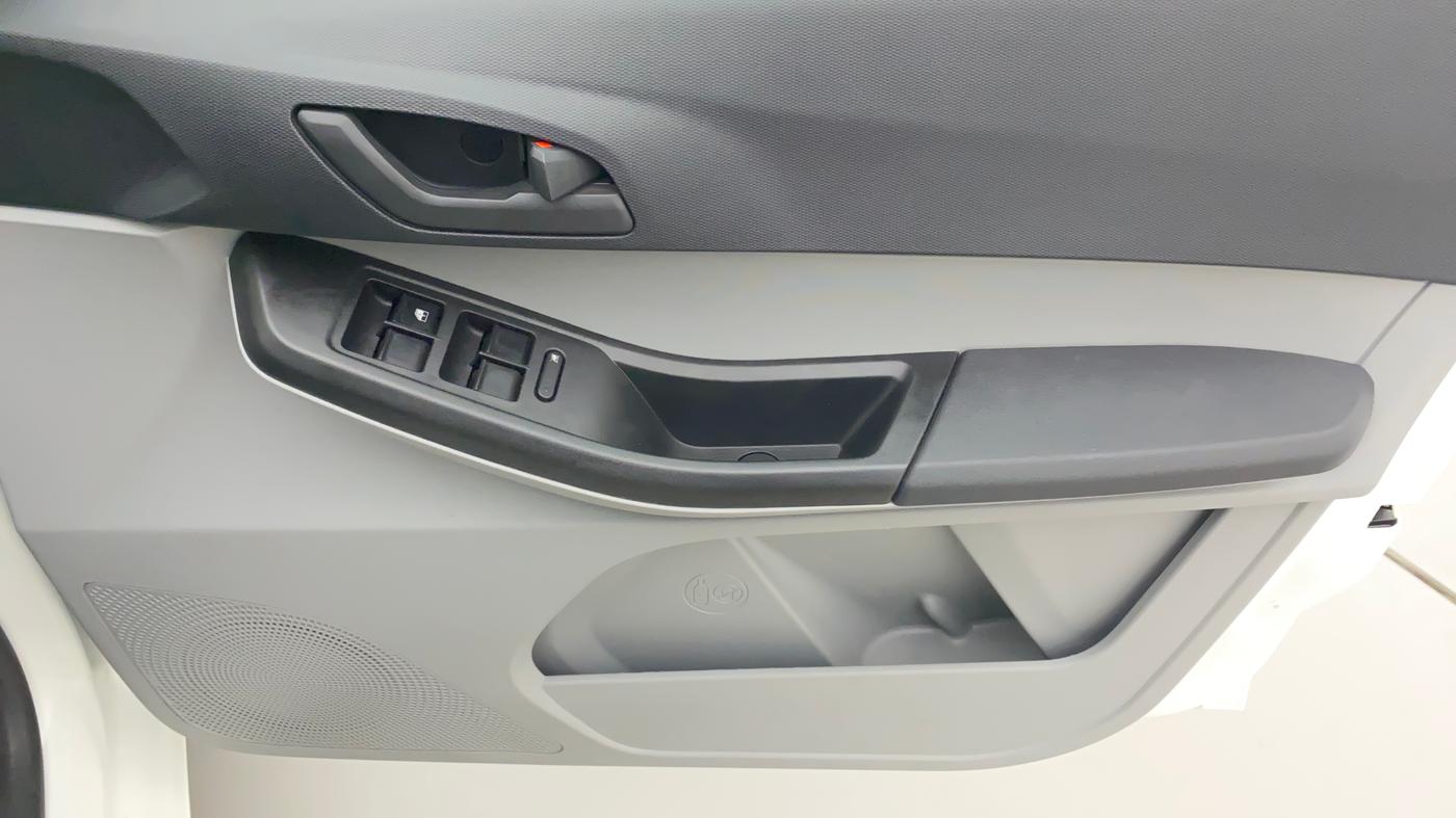 2022 Tata Tiago XT PETROL, Petrol, Manual, 10,806 km, Driver Side Door Panels Control