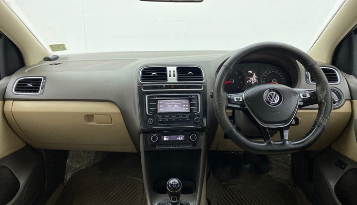 2015 Volkswagen Vento HIGHLINE PETROL, Petrol, Manual, 47,975 km, Dashboard