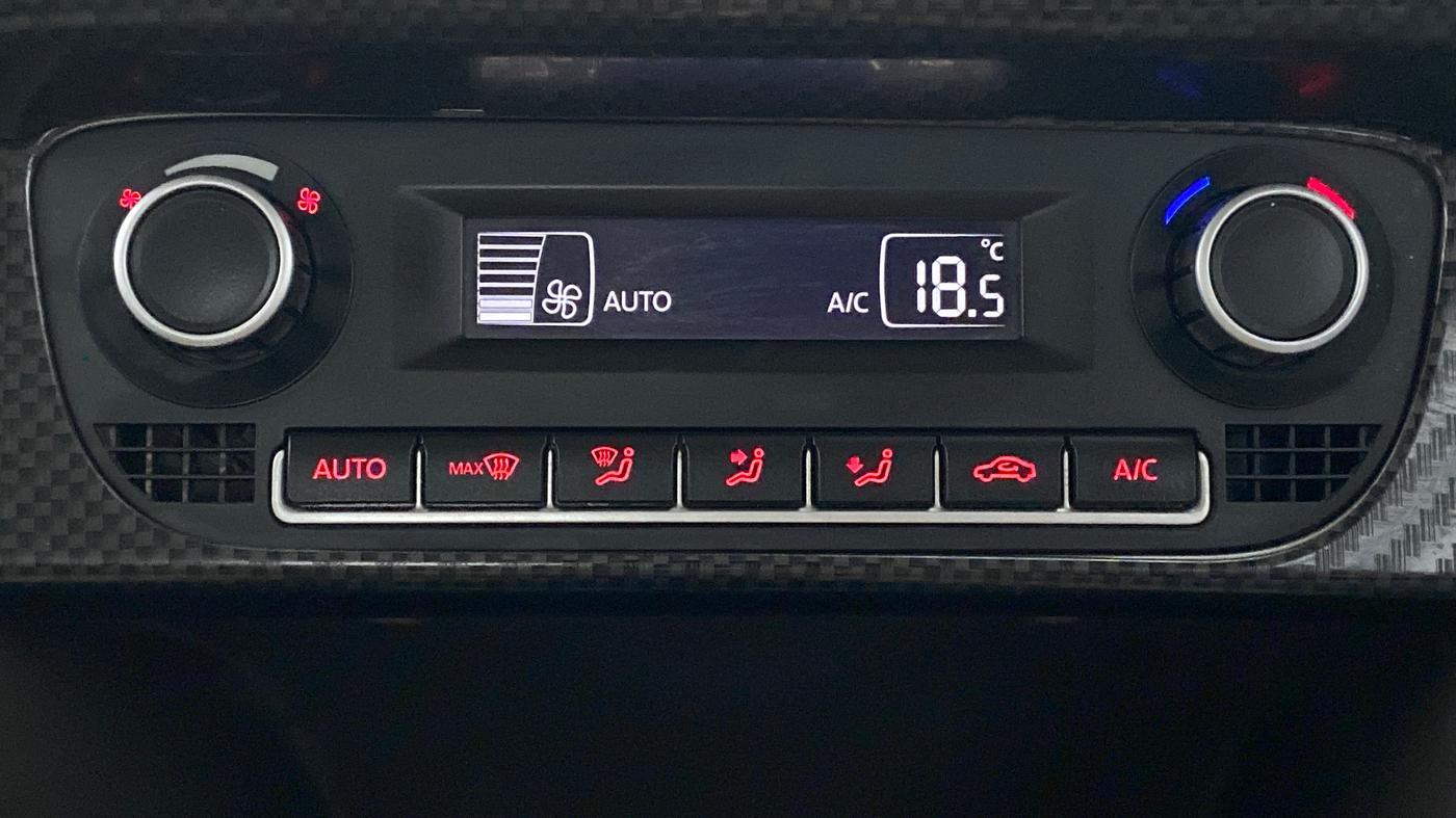 2015 Volkswagen Vento HIGHLINE PETROL, Petrol, Manual, 47,975 km, Automatic Climate Control