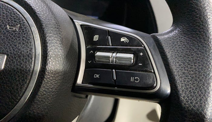 2023 KIA CARENS PRESTIGE PLUS 1.5 PETROL IMT 7 STR, Petrol, Manual, 5,561 km, Adaptive Cruise Control