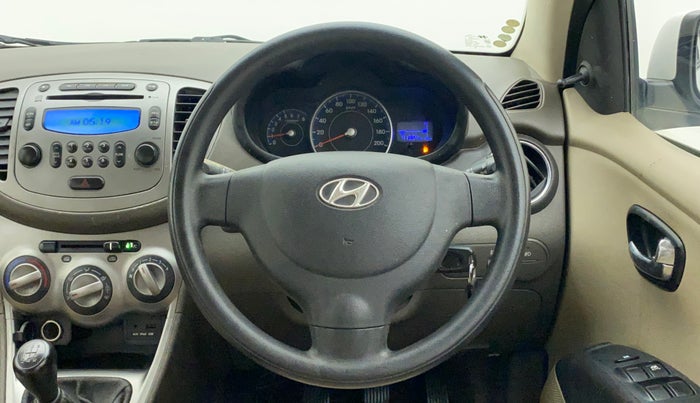 2013 Hyundai i10 SPORTZ 1.1, Petrol, Manual, 41,364 km, Steering Wheel Close Up