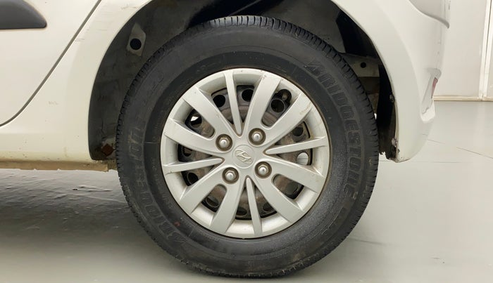 2013 Hyundai i10 SPORTZ 1.1, Petrol, Manual, 41,364 km, Left Rear Wheel