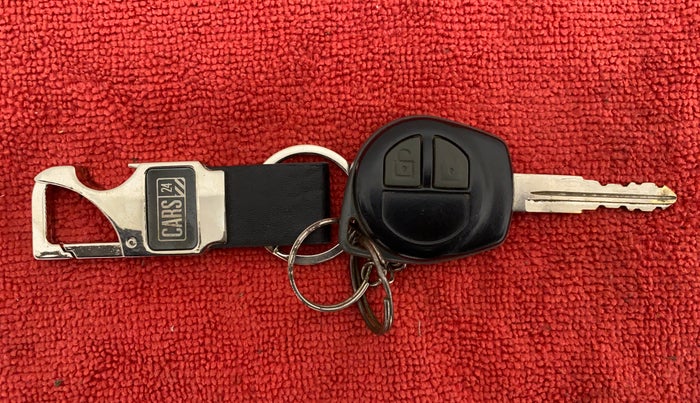 2015 Maruti Swift Dzire VXI, Petrol, Manual, 92,686 km, Key Close Up