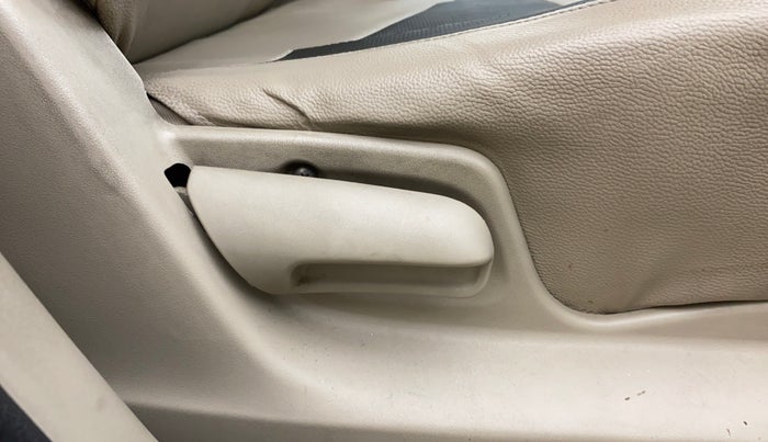 2013 Maruti Swift Dzire VXI, Petrol, Manual, 1,07,058 km, Driver Side Adjustment Panel
