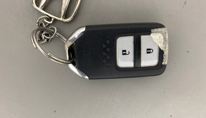 2019 Honda BR-V 1.5L I-VTEC VX, Petrol, Manual, 59,800 km, Key Close Up
