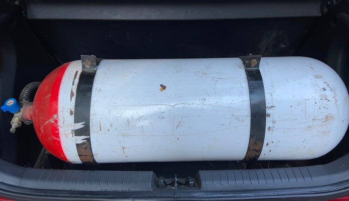 2019 Hyundai Elite i20 ASTA 1.2 (O), CNG, Manual, 1,17,259 km, Boot Inside