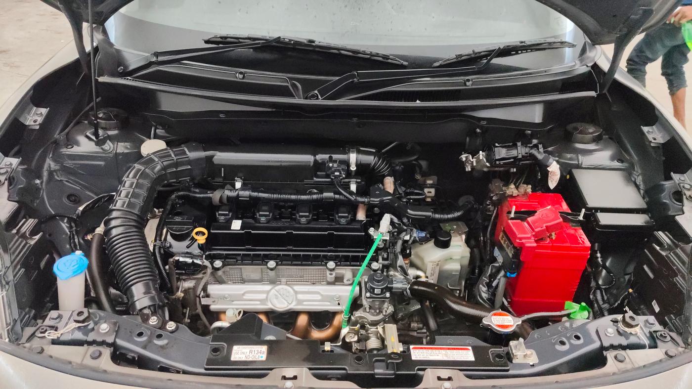 2022 Maruti Swift ZXI PLUS AMT, Petrol, Automatic, 26,885 km, Engine View