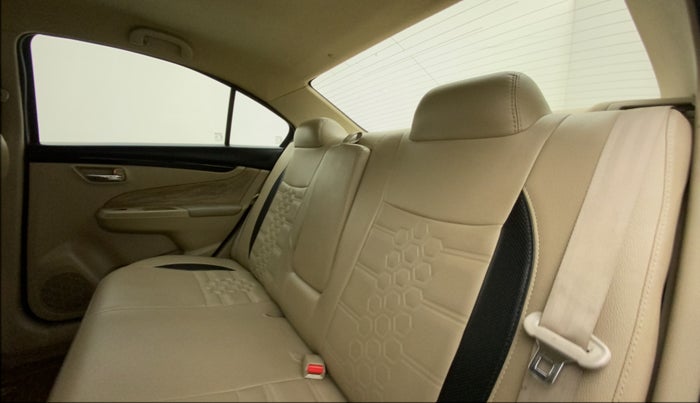 2016 Maruti Ciaz VXI, Petrol, Manual, 64,162 km, Right Side Rear Door Cabin