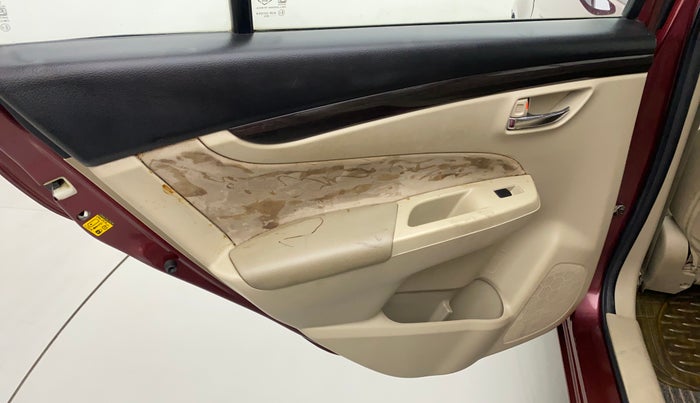 2016 Maruti Ciaz VXI, Petrol, Manual, 64,162 km, Rear left door - Trim has minor damage