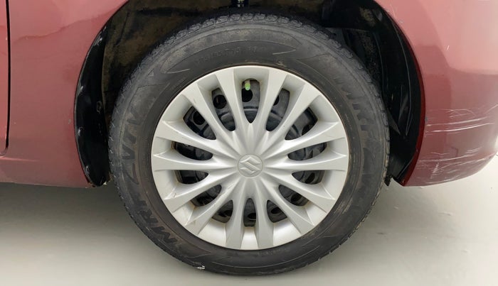 2016 Maruti Ciaz VXI, Petrol, Manual, 64,162 km, Right Front Wheel