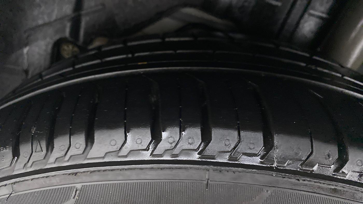 2018 Ford FREESTYLE TREND 1.5 TDCI MT, Diesel, Manual, 35,653 km, Left Rear Tyre Tread