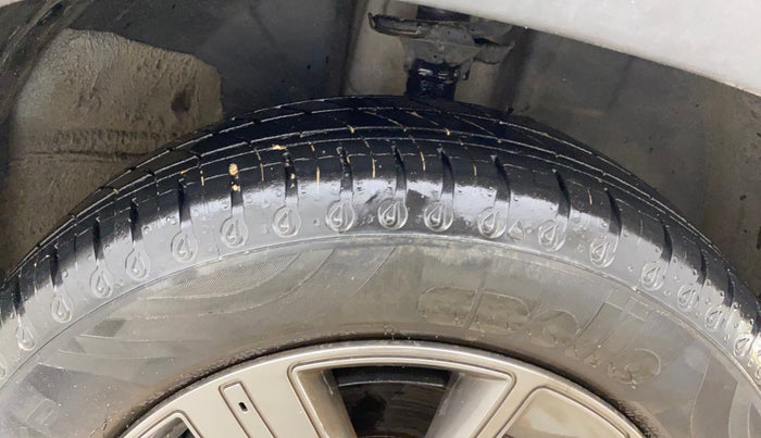 2021 Renault Kwid NEOTECH RXL 1.0 AMT, Petrol, Automatic, 6,838 km, Right Front Tyre Tread