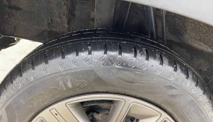 2021 Renault Kwid NEOTECH RXL 1.0 AMT, Petrol, Automatic, 6,838 km, Right Rear Tyre Tread