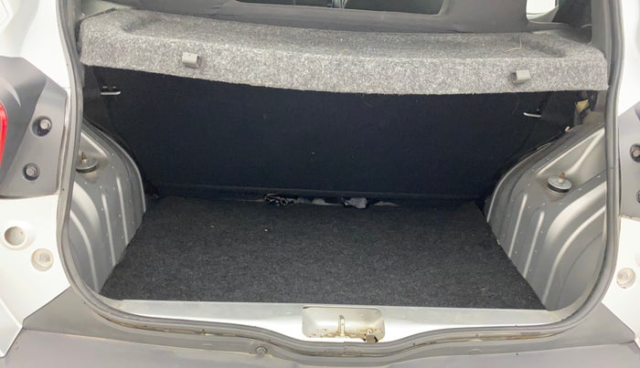 2021 Renault Kwid NEOTECH RXL 1.0 AMT, Petrol, Automatic, 6,838 km, Boot Inside