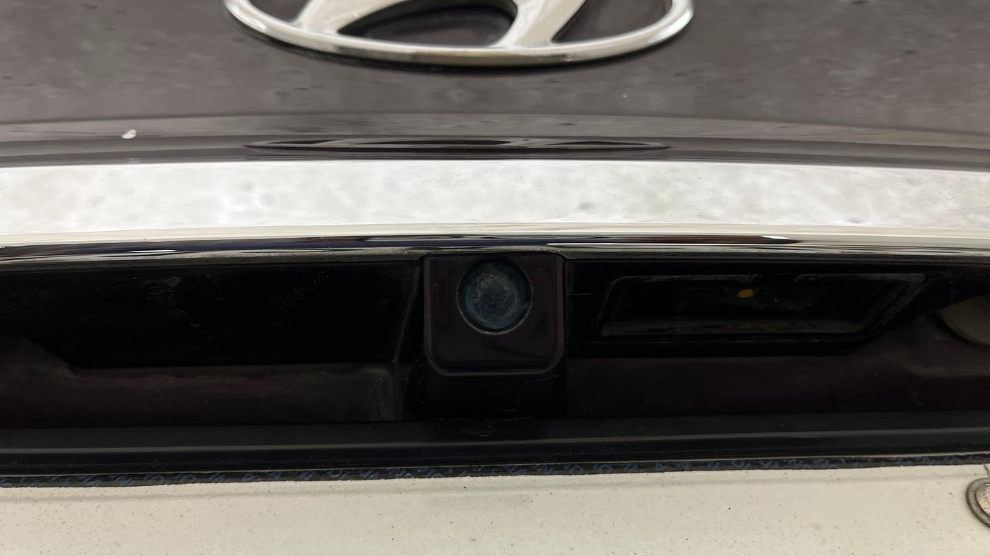 2013 Hyundai Verna FLUIDIC 1.6 VTVT SX OPT AT, Petrol, Automatic, 1,02,812 km, Parking Camera