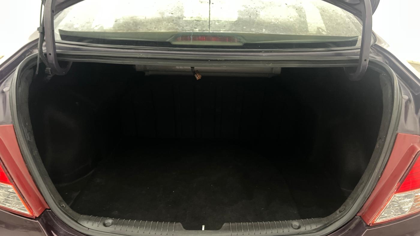 2013 Hyundai Verna FLUIDIC 1.6 VTVT SX OPT AT, Petrol, Automatic, 1,02,812 km, Boot Inside