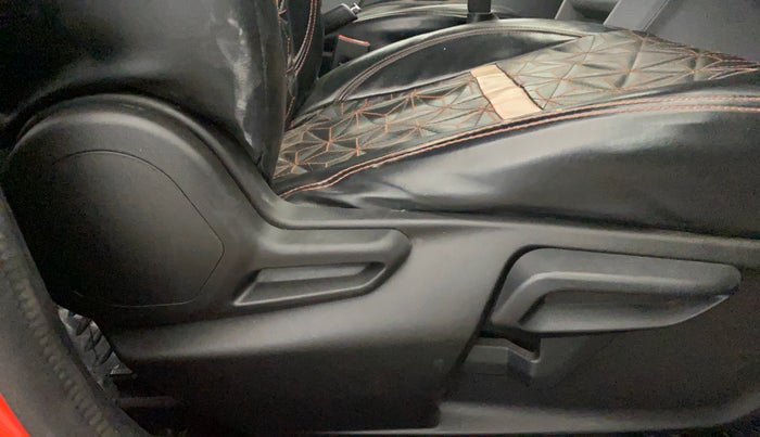 2020 Tata Tiago XZ PETROL, Petrol, Manual, 62,892 km, Driver Side Adjustment Panel