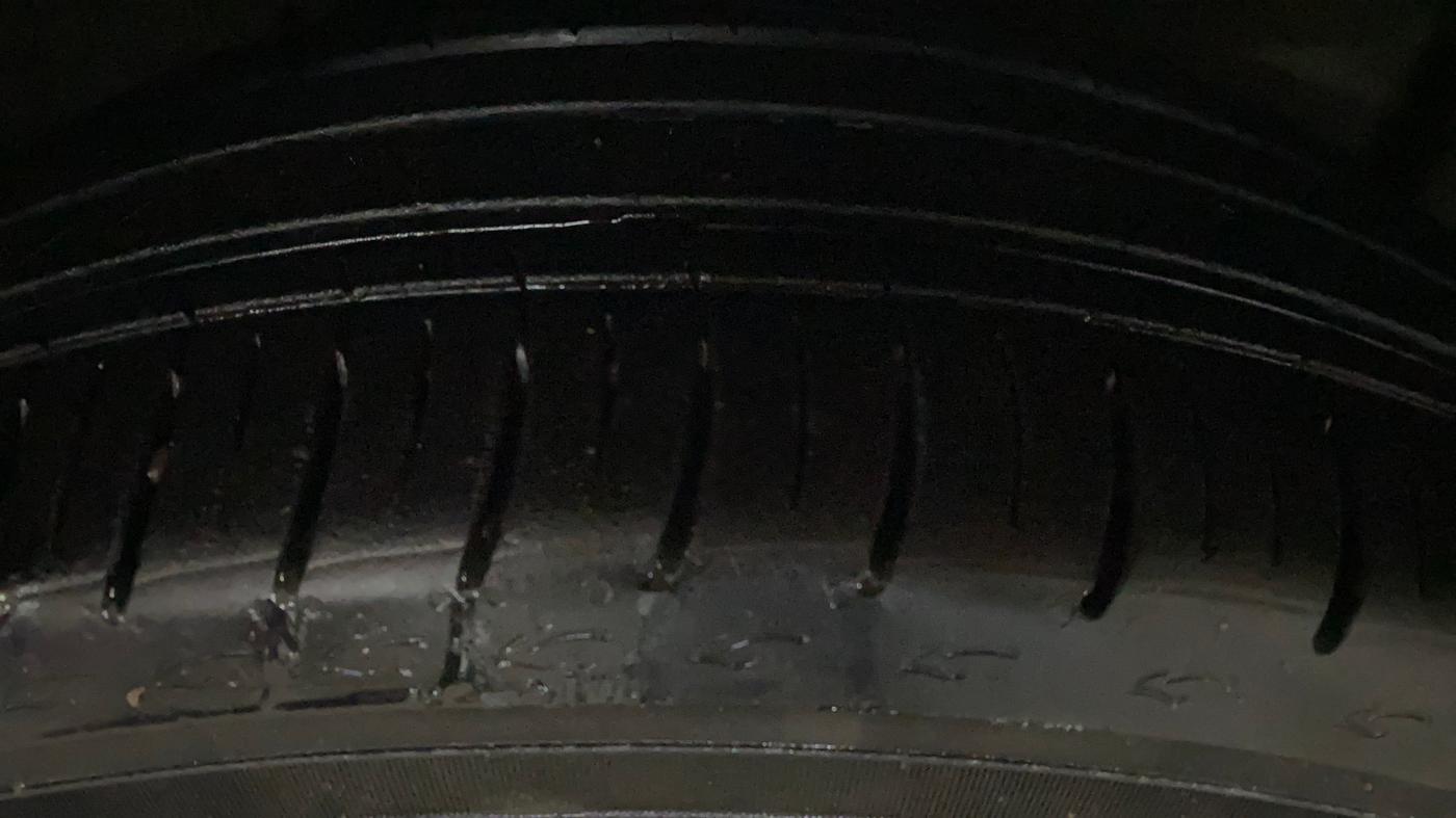 2018 Toyota YARIS G MT, Petrol, Manual, 71,573 km, Right Front Tyre Tread