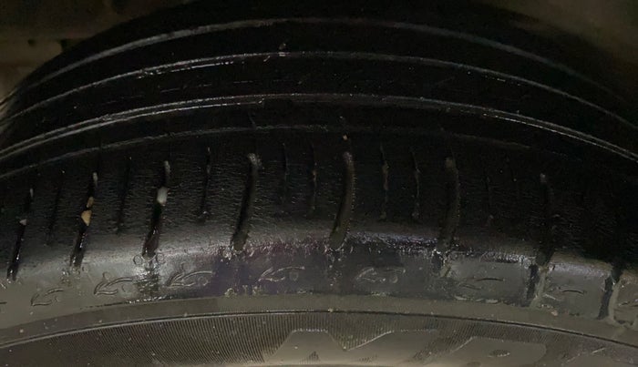 2018 Toyota YARIS G MT, Petrol, Manual, 71,573 km, Right Rear Tyre Tread