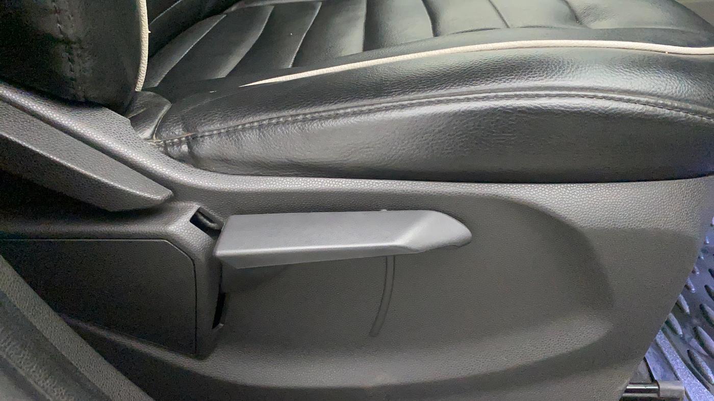 2016 Ford Ecosport TITANIUM 1.5L PETROL, Petrol, Manual, 37,187 km, Driver Side Adjustment Panel