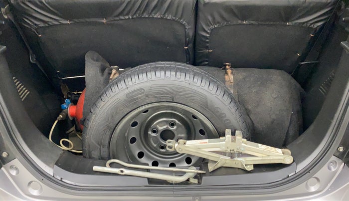 2018 Maruti Wagon R 1.0 LXI, CNG, Manual, 67,492 km, Boot Inside