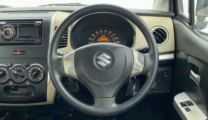2018 Maruti Wagon R 1.0 LXI, CNG, Manual, 67,492 km, Steering Wheel Close Up