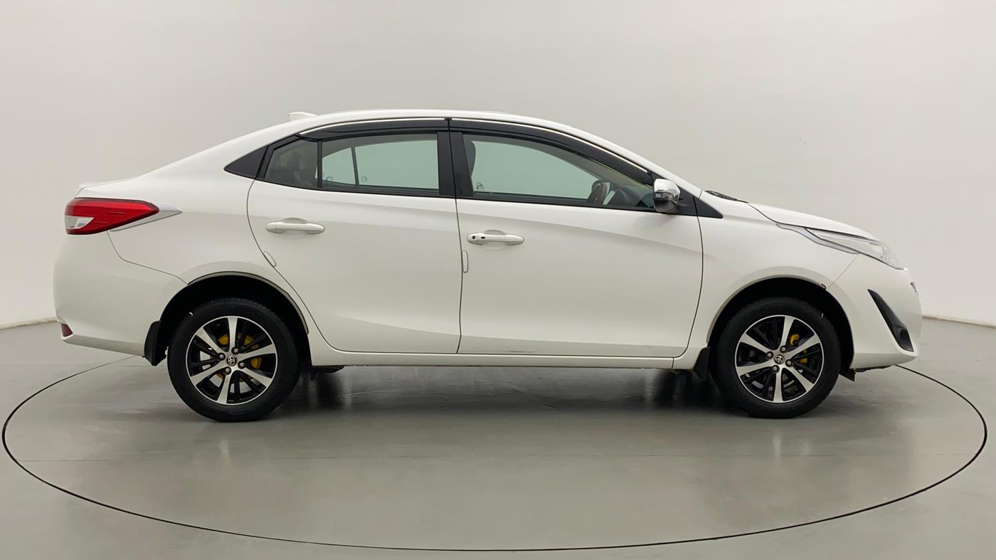 2021 Toyota YARIS G MT, Petrol, Manual, 24,667 km, Right Side View