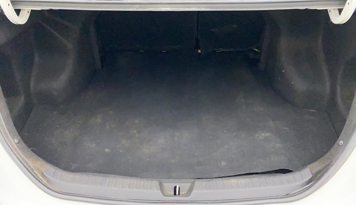 2021 Toyota YARIS G MT, Petrol, Manual, 24,667 km, Boot Inside
