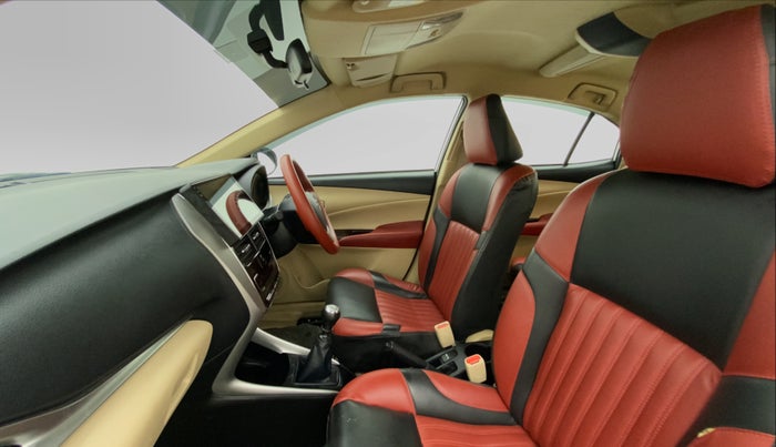2021 Toyota YARIS G MT, Petrol, Manual, 24,667 km, Right Side Front Door Cabin