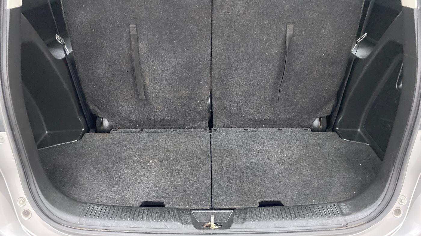2019 Maruti XL6 ALPHA AT, Petrol, Automatic, 37,555 km, Boot Inside