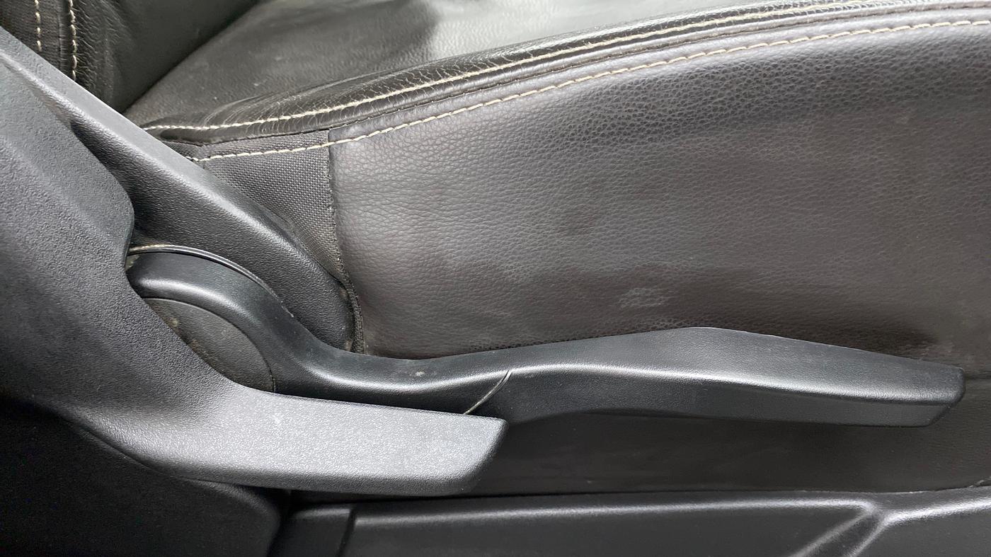 2019 Maruti XL6 ALPHA AT, Petrol, Automatic, 37,555 km, Driver Side Adjustment Panel