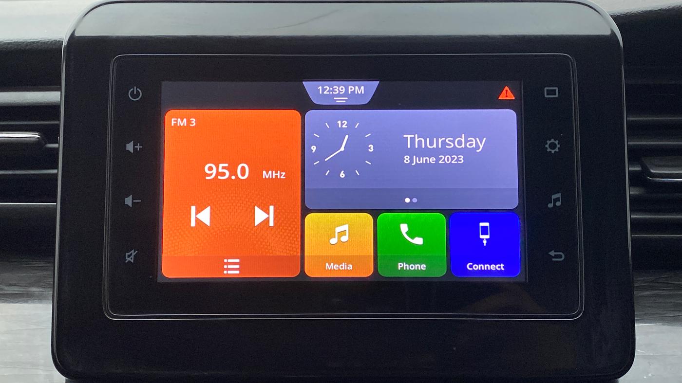 2019 Maruti XL6 ALPHA AT, Petrol, Automatic, 37,555 km, Infotainment System