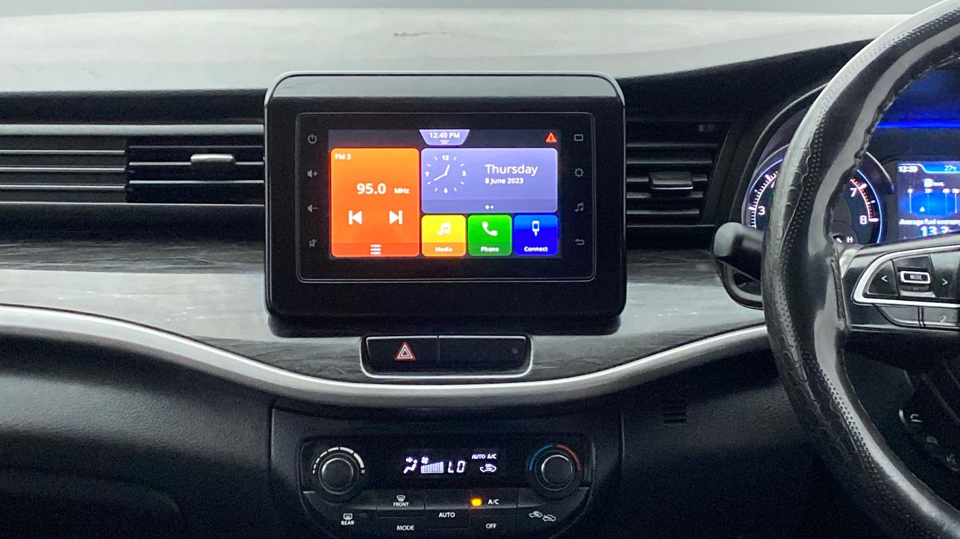 2019 Maruti XL6 ALPHA AT, Petrol, Automatic, 37,555 km, Air Conditioner