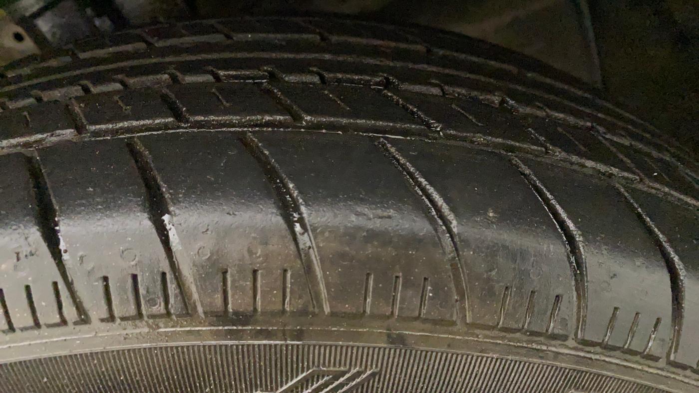 2019 Maruti New Wagon-R LXI CNG 1.0, CNG, Manual, 62,402 km, Right Front Tyre Tread