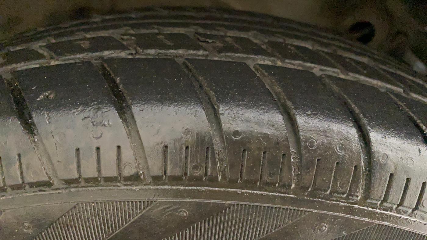 2019 Maruti New Wagon-R LXI CNG 1.0, CNG, Manual, 62,402 km, Left Rear Tyre Tread