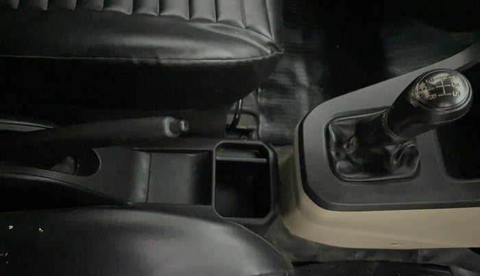 2019 Maruti New Wagon-R LXI CNG 1.0, CNG, Manual, 62,402 km, Gear Lever